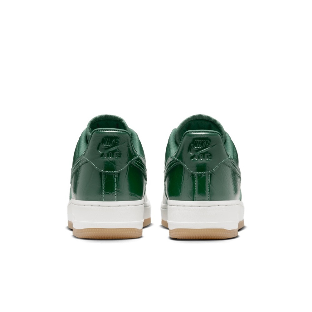 Nike 
Air force 1 LX
Gorge green croc
Nwot - Picture 14 of 16